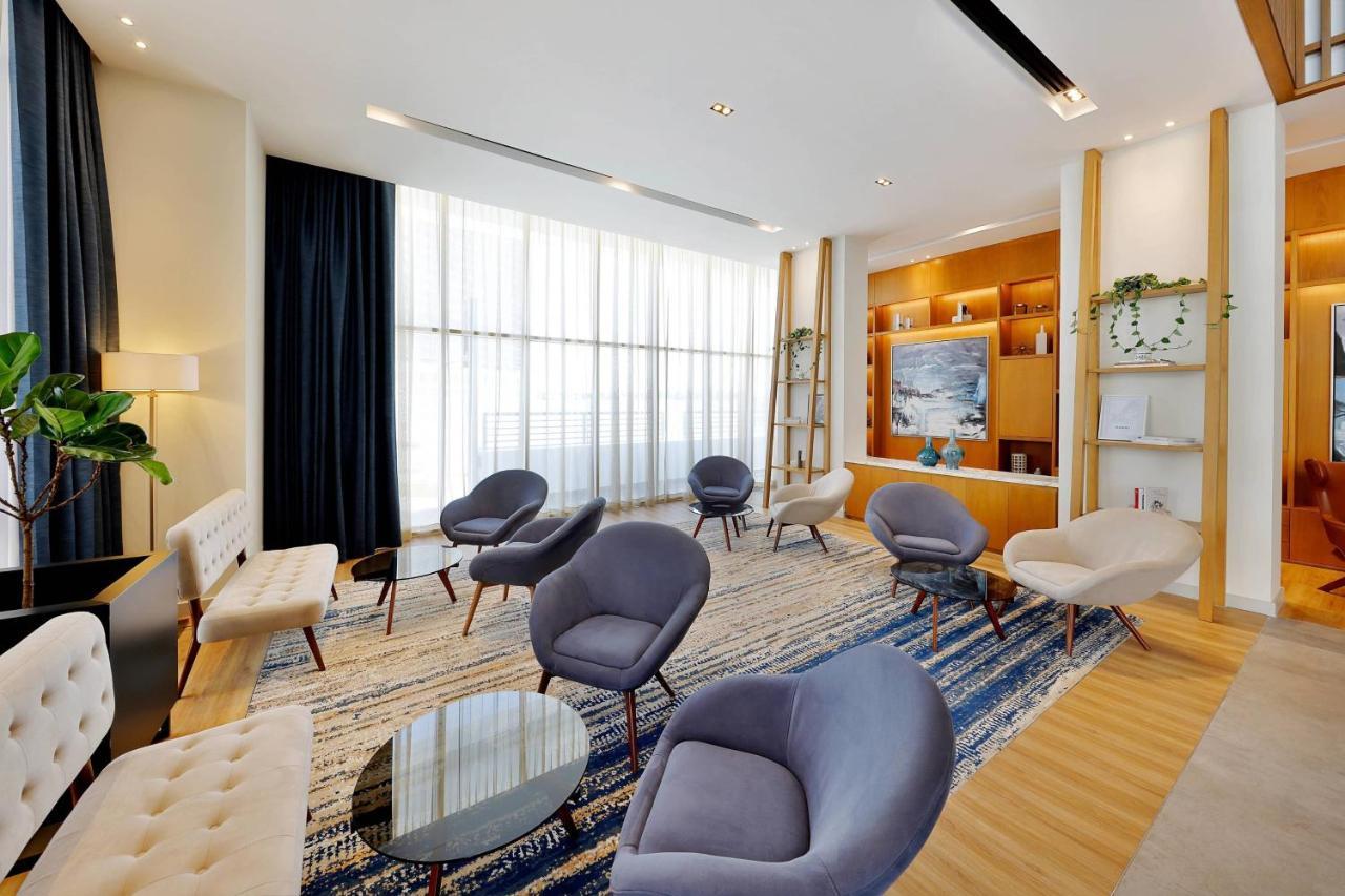 Residence Inn By Marriott Al Jaddaf Dubai Exterior foto